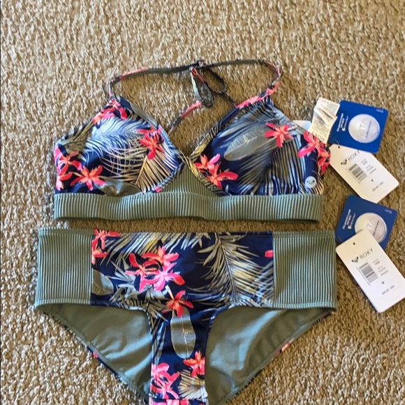 Roxy Other - Roxy swimsuit